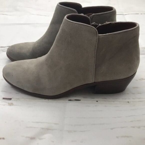 Sam Edelman Petty Taupe Gray Suede Low Heel Ankle Booties womens 6 - Picture 2 of 8